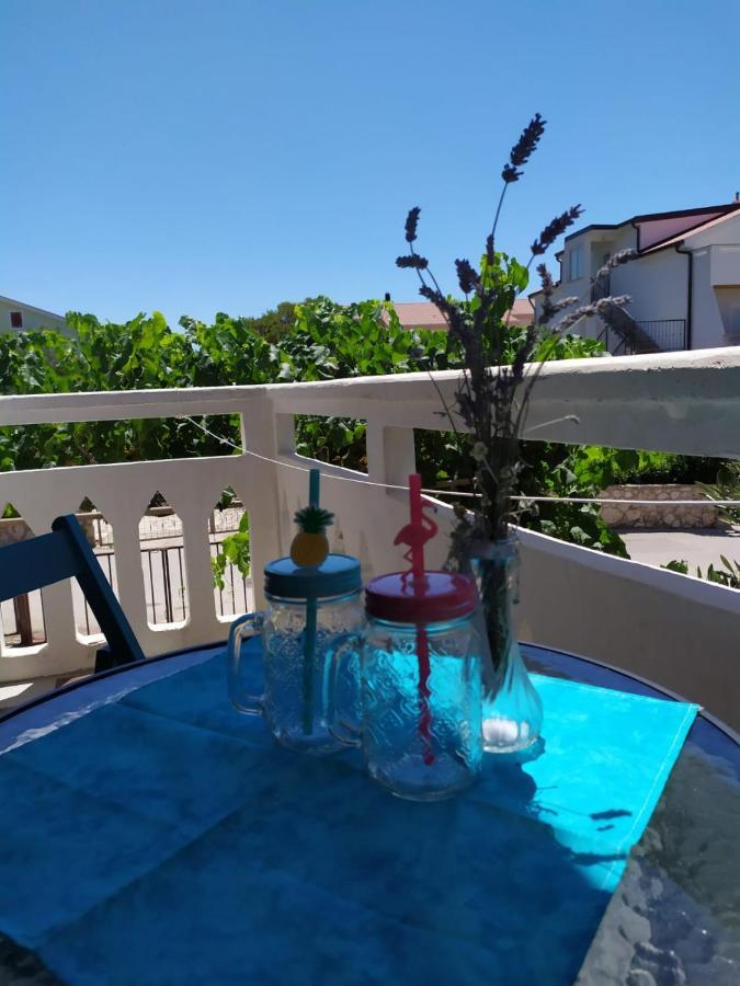Cozy Apartments Danica Novalja - Ground Floor מראה חיצוני תמונה