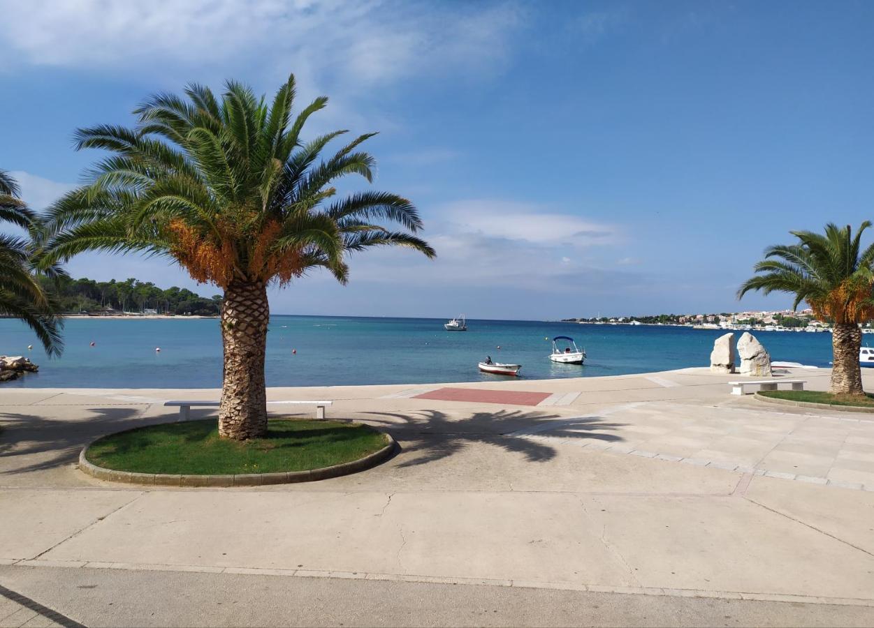Cozy Apartments Danica Novalja - Ground Floor מראה חיצוני תמונה